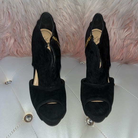 NEW Colin Stuart Black Suede Gold Metal Heel Cutout Ankle Booties Size 11B - Picture 2 of 16